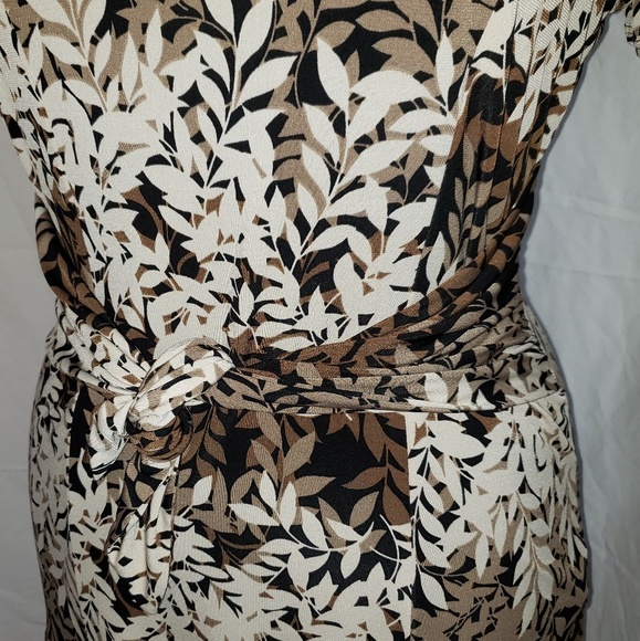 Perceptions 14 leaf pattern tie waist boat neck - Picture 4 of 8